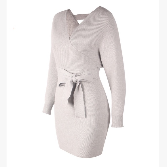 π₯π₯Sexy and Cozy Grey V Neck Sweater Dress - Picture 5 of 8